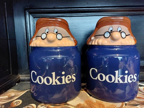 Pair wade tetley biscuit - pair,