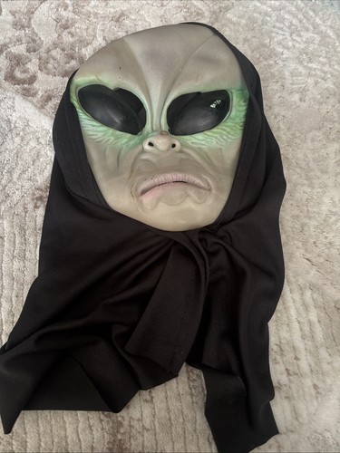 Alien mask - alien,