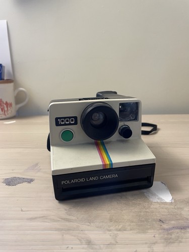 Polaroid 1000 land camera - polaroid,