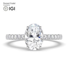 Oval Diamond Engagement Ring