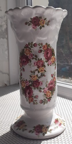 Vtg white ceramic jardiniere - vtg,