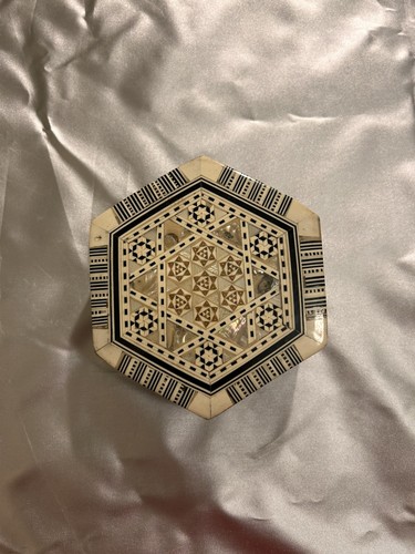 Handmade hexagonal inlaid - hexagonal,