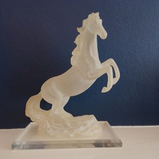 Vintage Frosted Acrylic horse Stallion Sculpture /Statue/Figurine