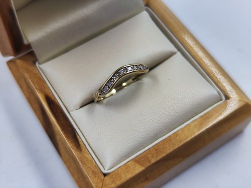 9ct gold wishbone ring and - gold,