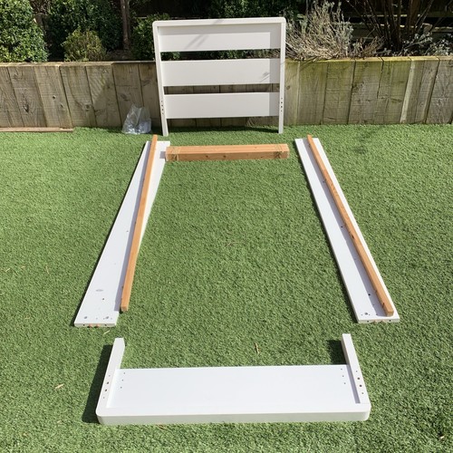 Next compton white solid - compton,