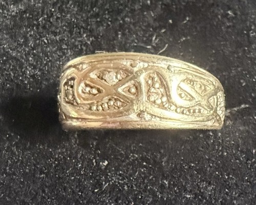 Solid gold celtic style - celtic,