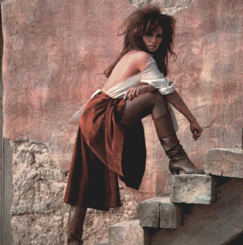 Raquel welch 5 - x, inch