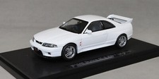 Ebbro Nissan Skyline GT-R (R33) V Spec in White 1995 44186 1/43