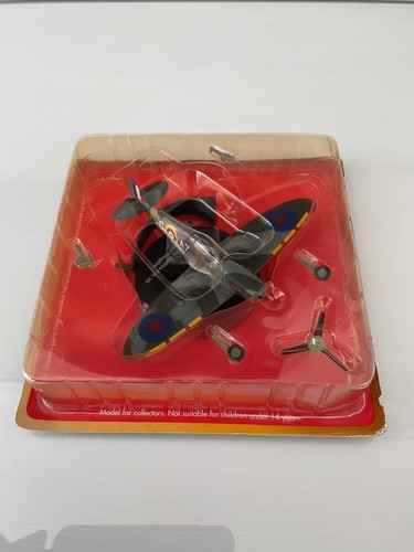 Spitfire supermarine airplane - ,