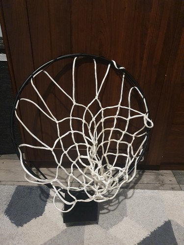 Opend but new basketball hoop - opend,