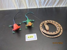2 Plastic Lizard Toys/ Model
