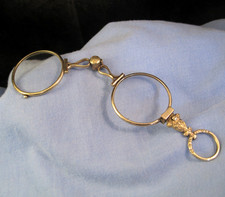 GOLD PL VICTORIAN ANTIQUE MAGNIFYING READING GLASSES LORGNETTES OPERA THEATRE