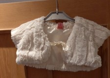 White fur Christmas short