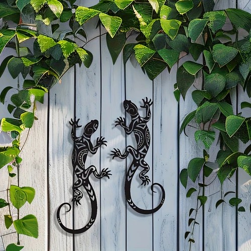 2pc iron gecko - gecko, wall
