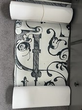 stick and peel wallpaper