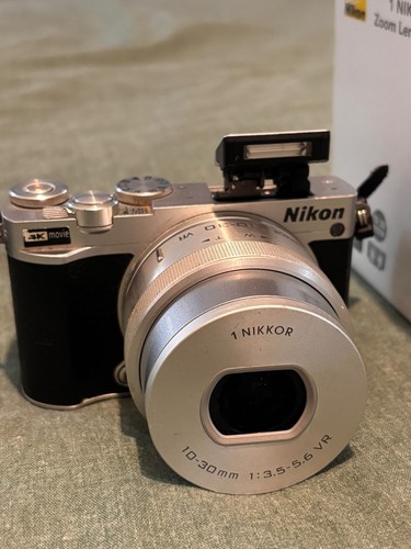 Nikon mirrorless - nikon, j5