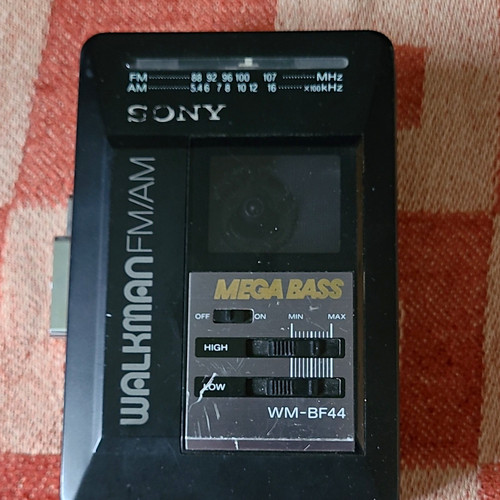 Sony walkman bf44 fm - wm-bf44, am/fm
