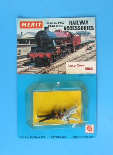 Merit 5082 loco - loco, crew
