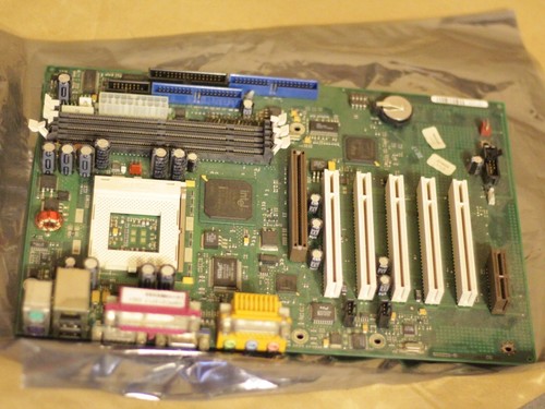 Fujitsu siemens socket - siemens, atx