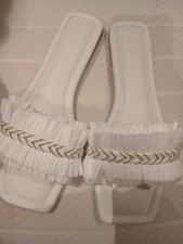 ladies white shoes size 7