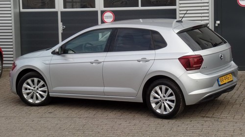 Solvent basecoat paint - 1/2l, vw