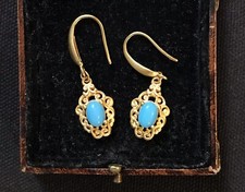 Vintage style jewellery - style,