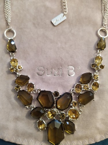 Suzi necklace - b,