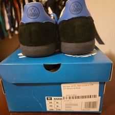 Size 10 - adidas Barrowland