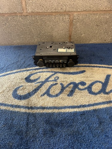 Ford push button radio p21 - push,