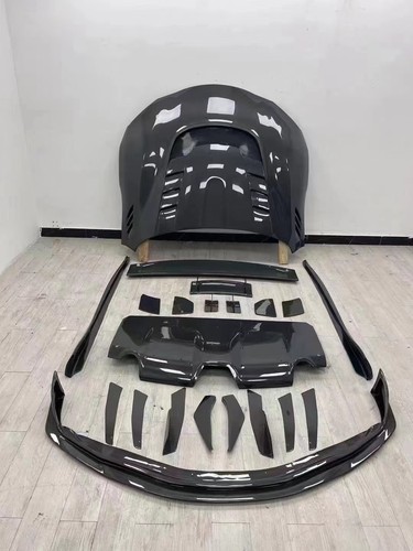 Carbon fiber vrs - carbon, bonnet