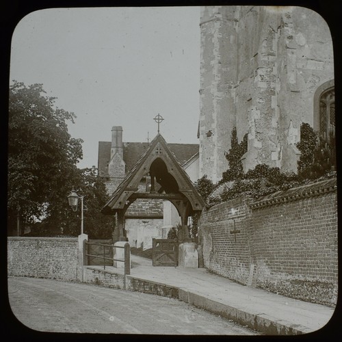 Leatherhead church c1895 - leatherhead,