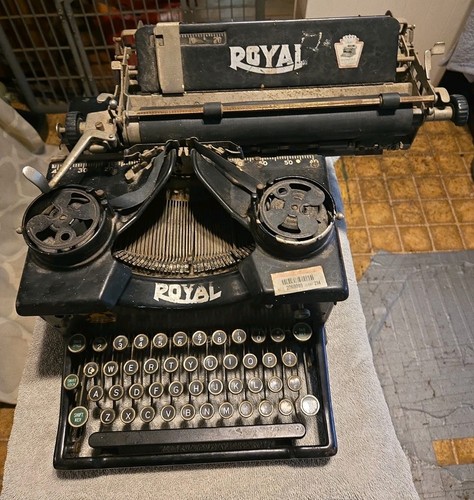 Antique 1920 royal - 1920's,