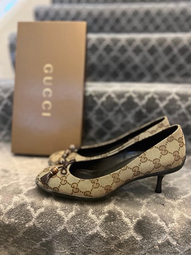 Gucci heels brand new - new, with