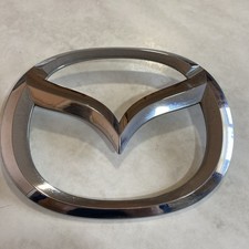USED MAZDA 2, FRONT BADGE
