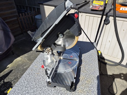 Freud mitre saw with - freud,