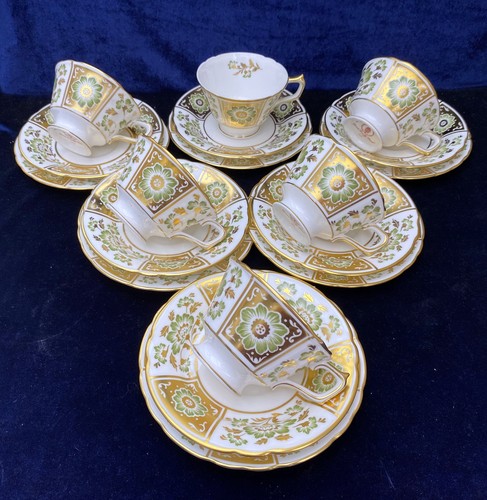 Royal crown derby green panel - green,