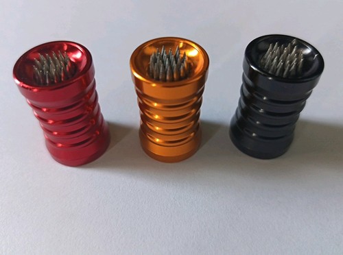 Mini metal pool - in,