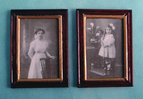 Dolls house victorian pictures - victorian,