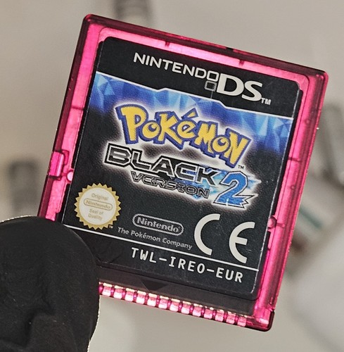 Pokemon black version - black,