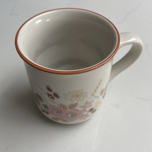 Hedge rose mug - hedge,