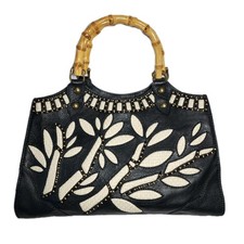 ISABELLA FIORE 3D HAND