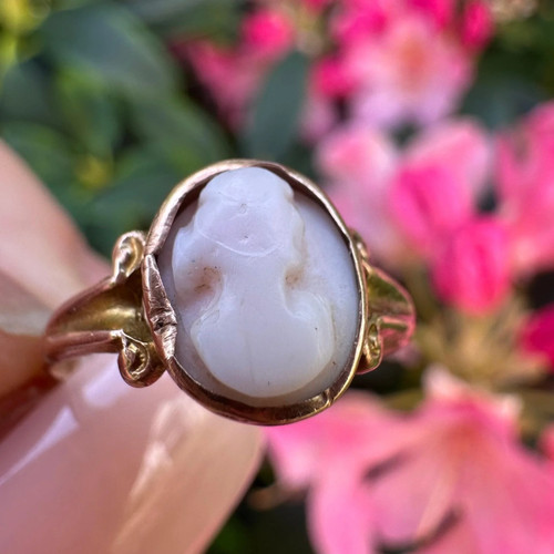 Antique 9ct gold - gold, cameo