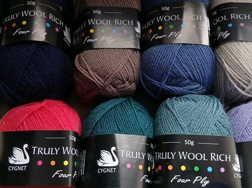 Bundle mixed colours 10x50g - bundle,