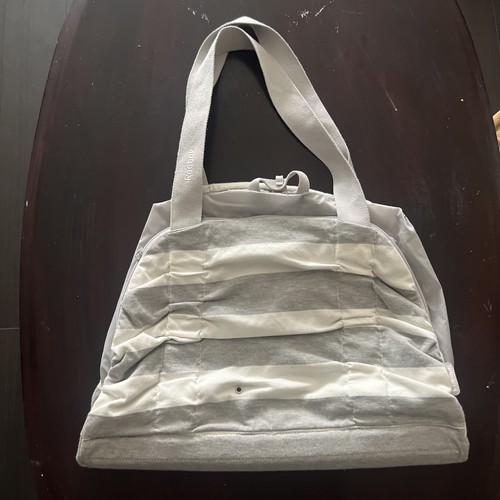 Reebok yoga bag - -, please