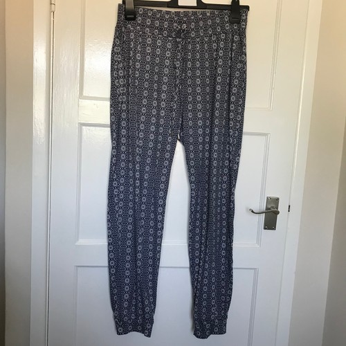Primark blue white - blue, geometric