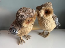 2 Lovely Decorative Kitsch