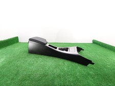 51167137552 8966471 center