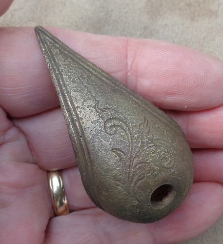 Dug engraved bronze stock - engraved,