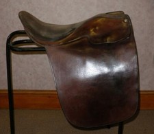 Vintage Lane Fox Saddle Brown