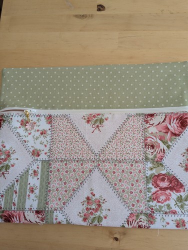 Pink green vintage - pink/green, quilt"